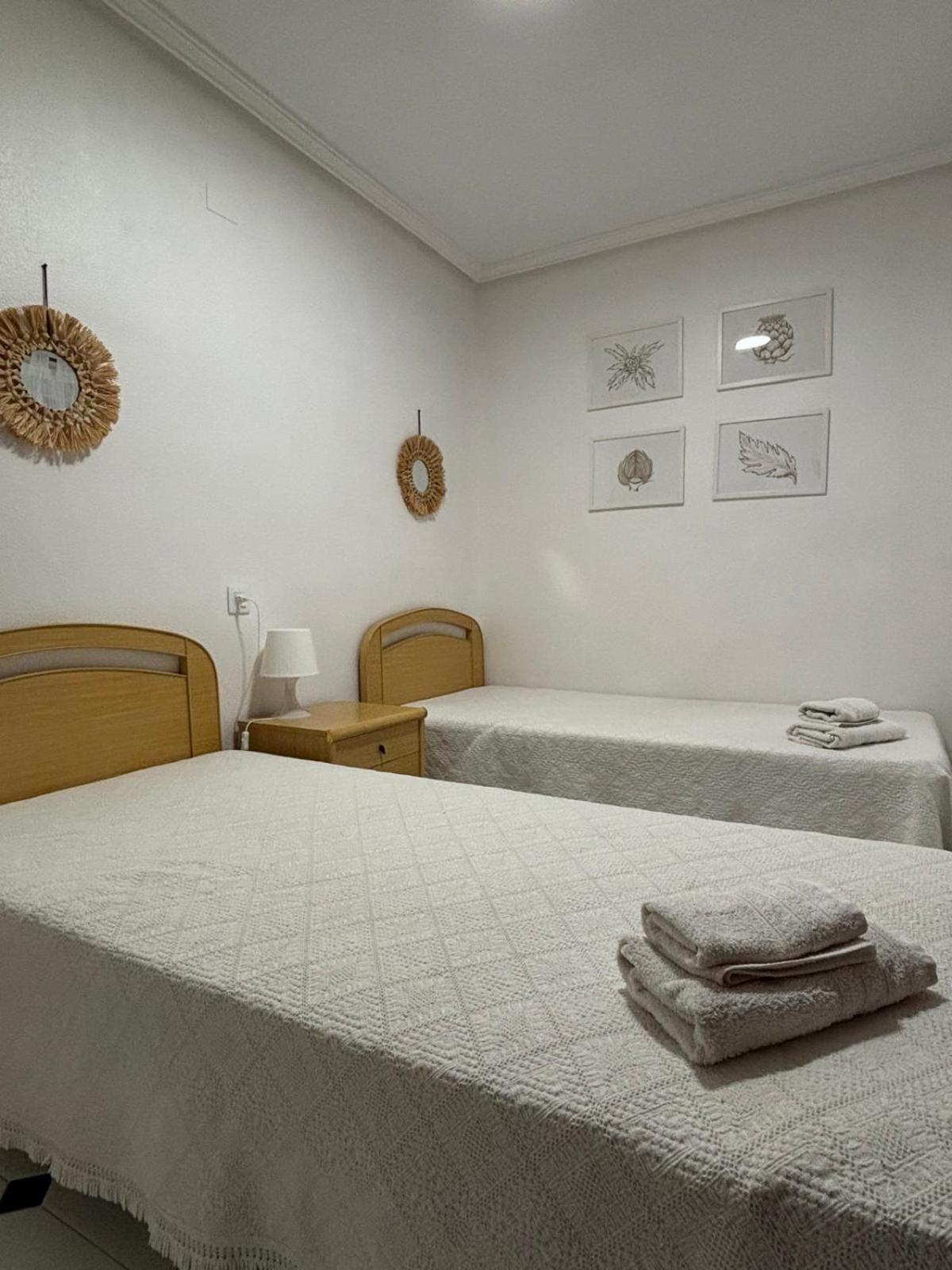 Просторная Квартира Рядом С Морем В Хорошем Районе Torrevieja Eksteriør billede